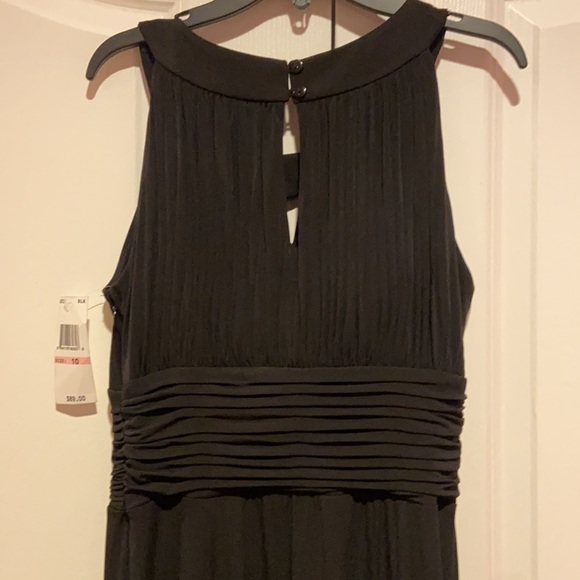 Black long sleeveless dress - Picture 5 of 7